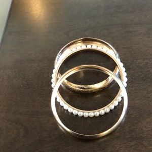 Three bracelets - Gold & Pearl